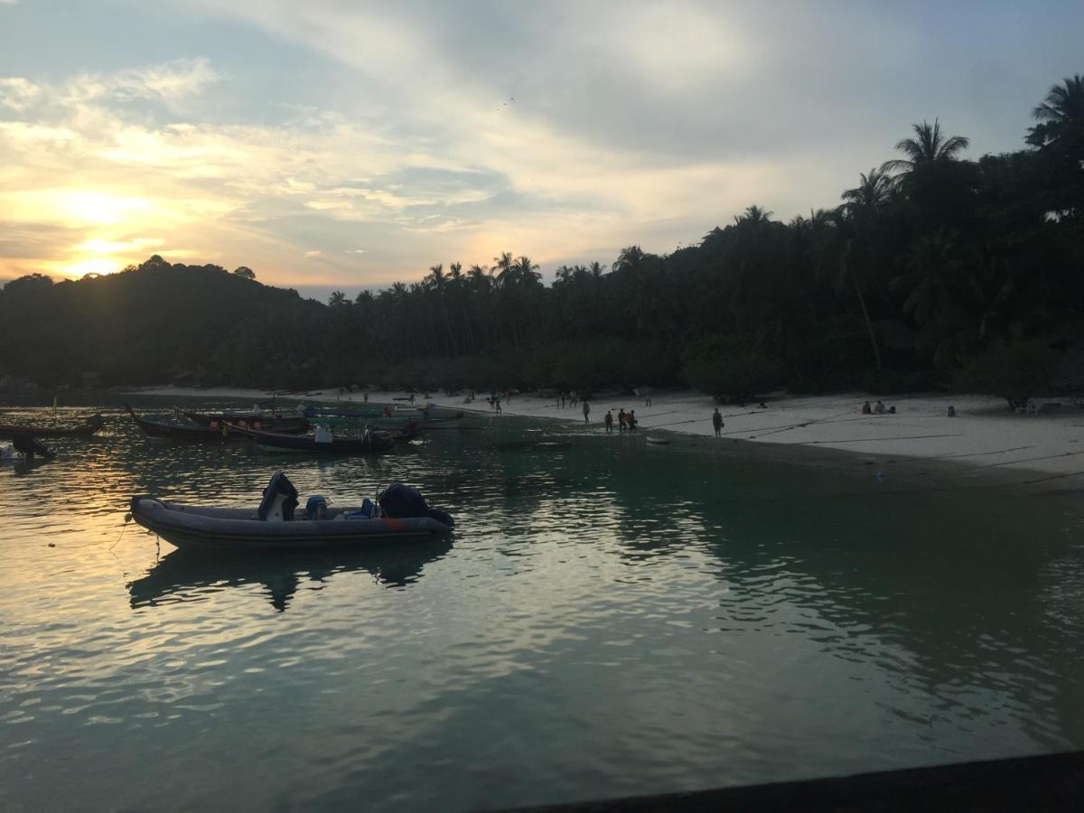 Rocky Resort Ko Tao Bagian luar foto